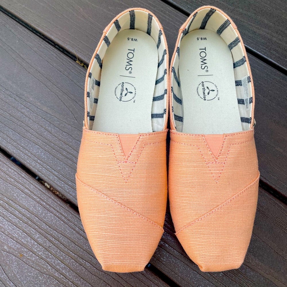 Toms shoes